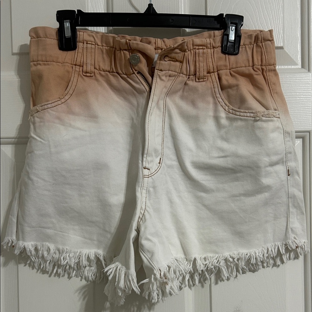 Vervet Ombre Tan and White Women Shorts